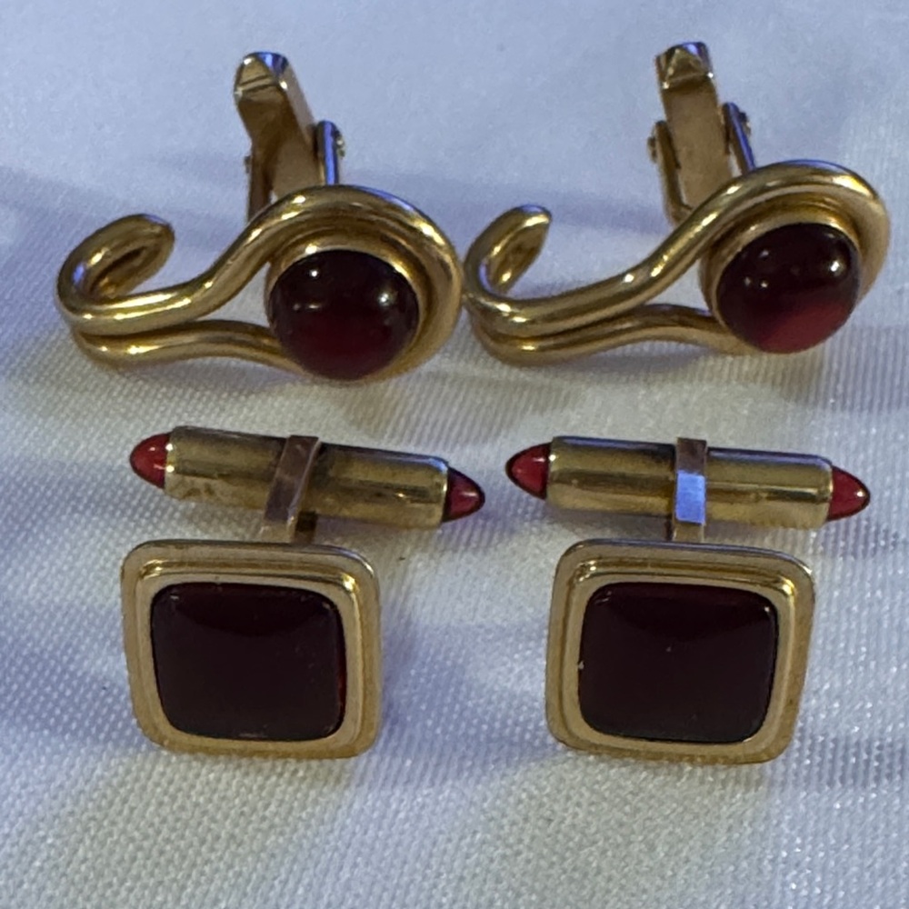 2 Gold and Red Cufflinks Sets